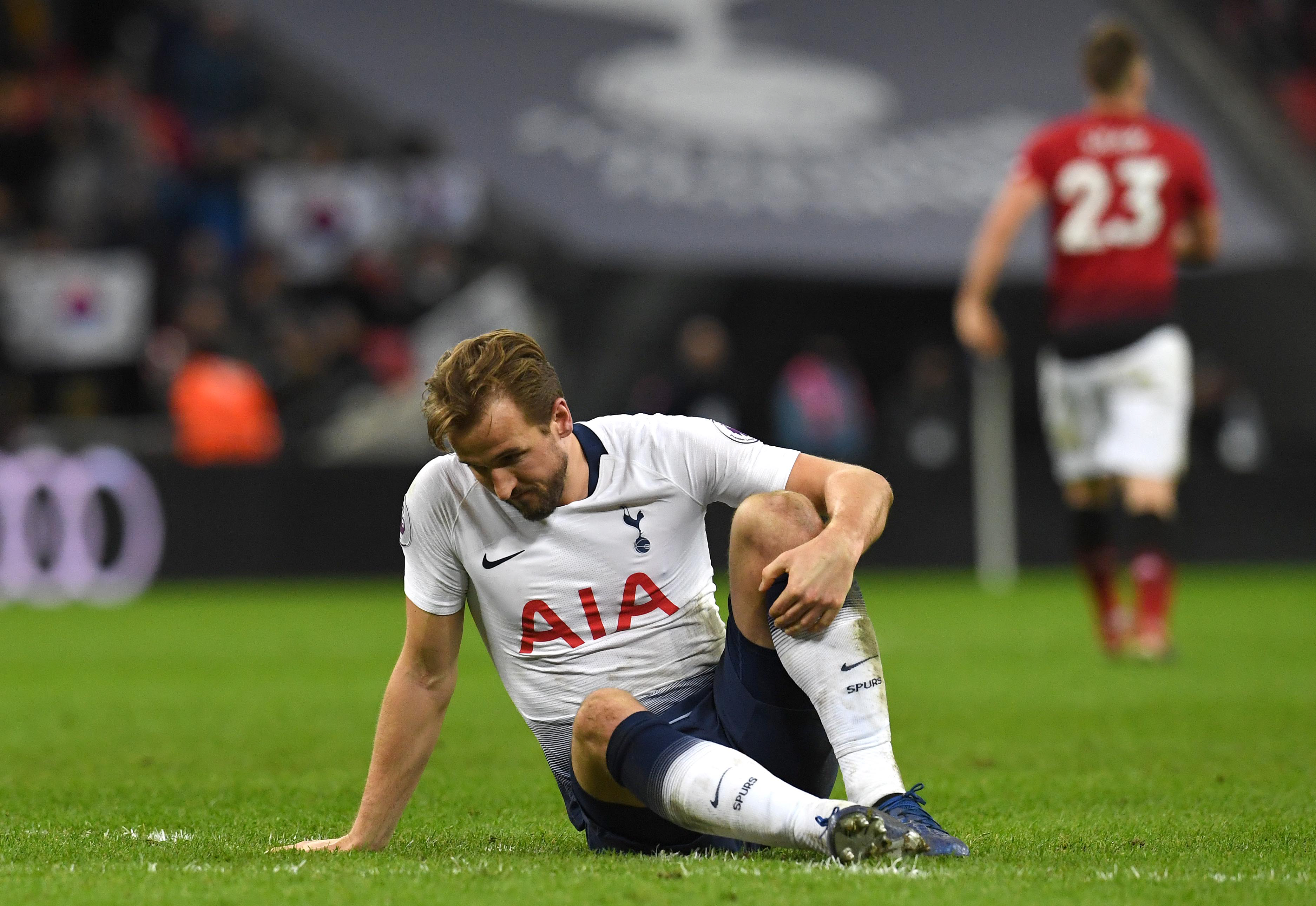 epa07280639 Tottenham Hotspur's Harry Kane reacts after the English Premier League Soccer match between Tottenham Hotspur and Manchester United at Wembley Stadium in London, Britain 13, January 2019. EPA-EFE/NEIL HALL EDITORIAL USE ONLY. No use with unauthorized audio, video, data, fixture lists, club/league logos or 'live' services. Online in-match use limited to 120 images, no video emulation. No use in betting, games or single club/league/player publications